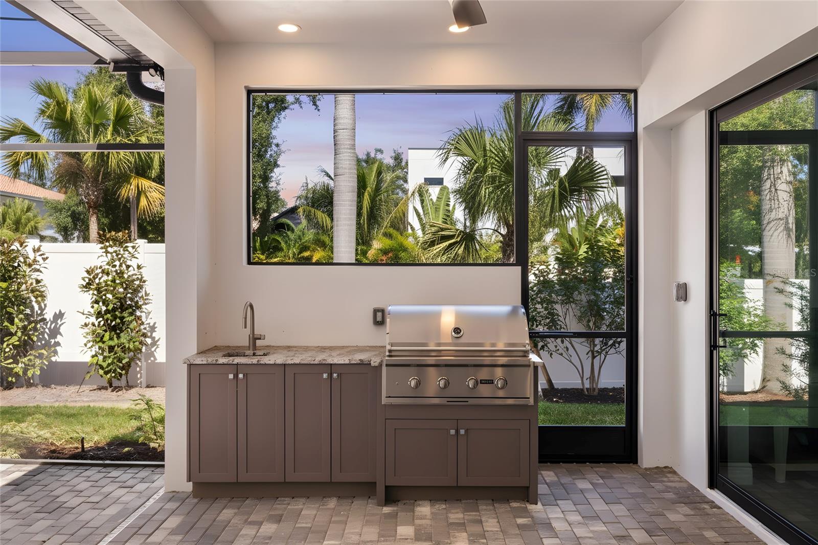 GRANADA - Residential