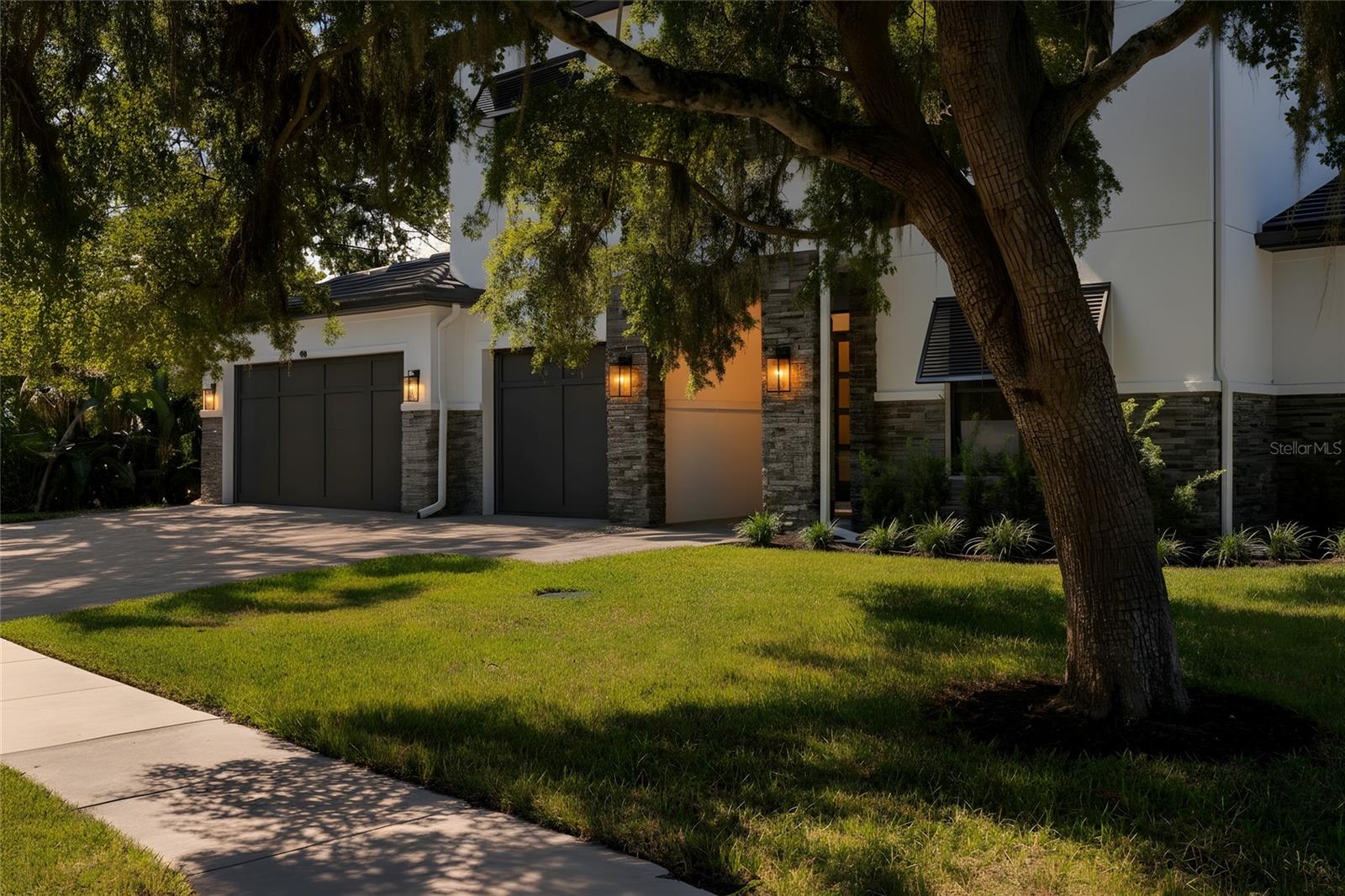 GRANADA - Residential