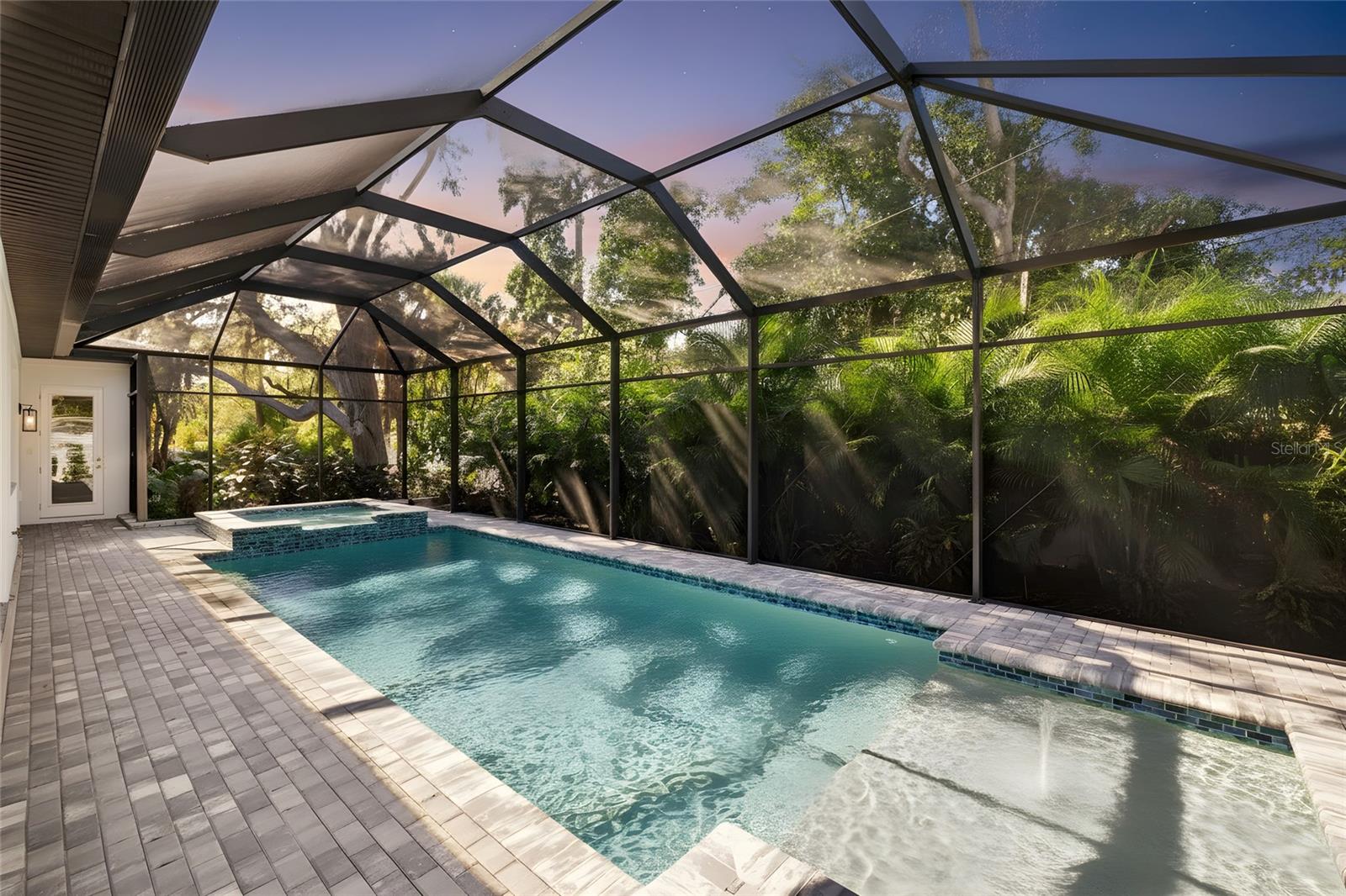 GRANADA - Residential