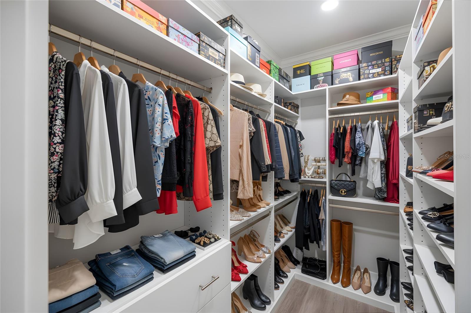 GRANADA - Residential