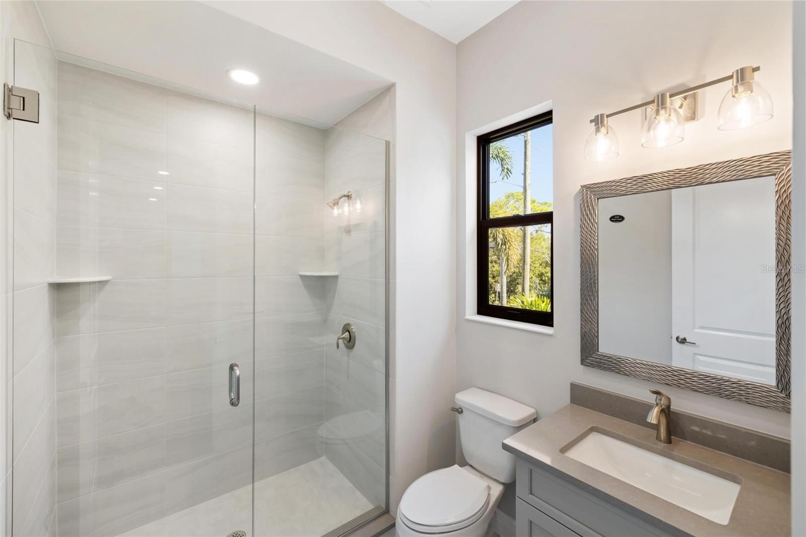 GRANADA - Residential