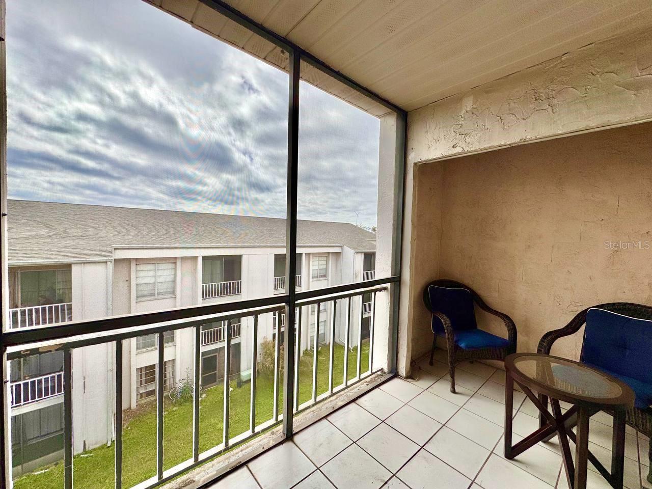 COACHMAN CREEK CONDO - Residential Lease