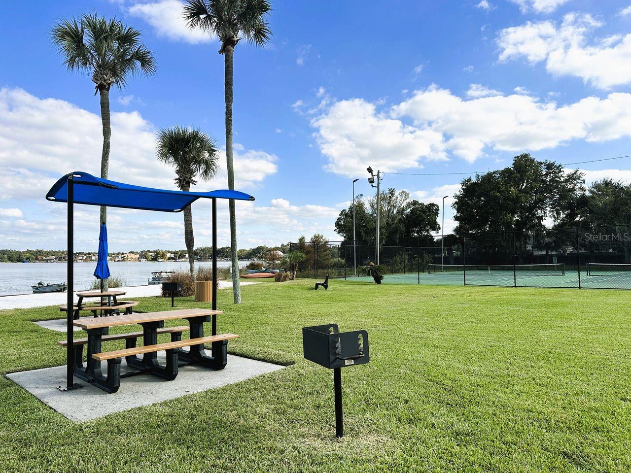 CAMELOT BY LAKE CONDO - Residential