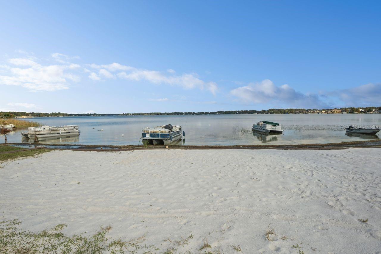 CAMELOT BY LAKE CONDO - Residential