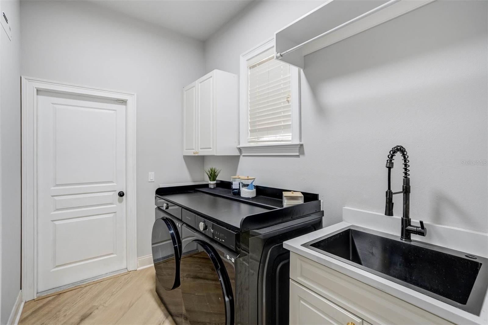 WHISPER WOODS AT EAGLEBROOKE - Residential