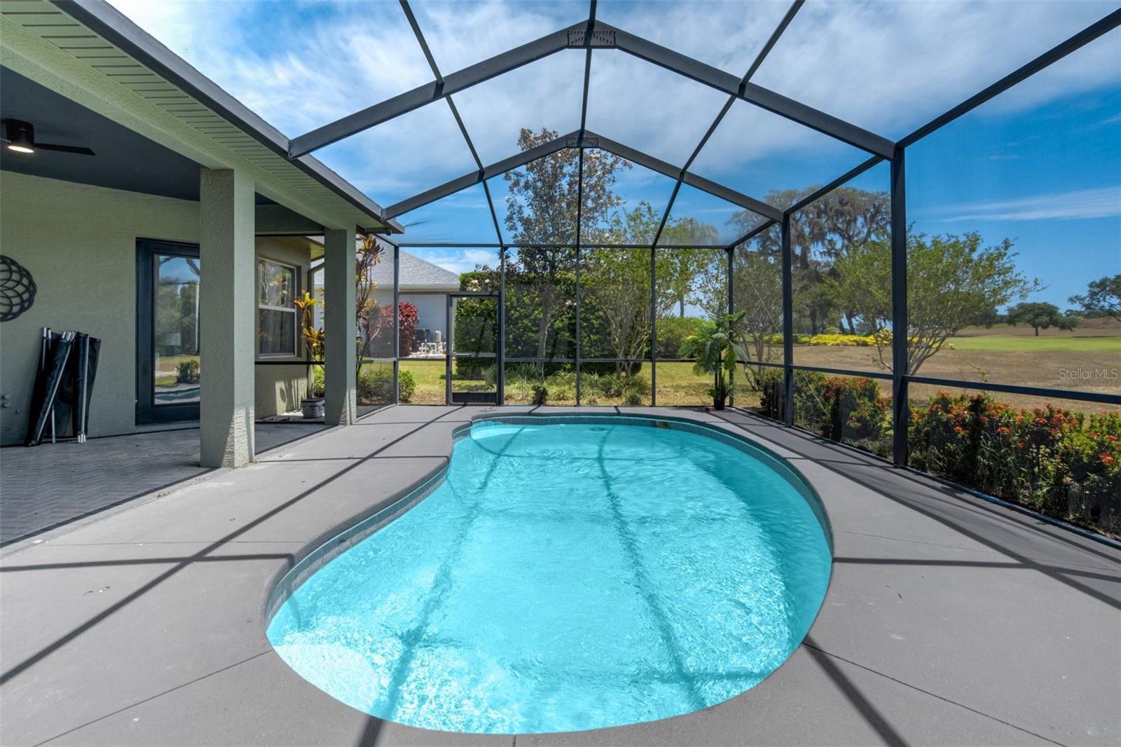 WHISPER WOODS AT EAGLEBROOKE - Residential