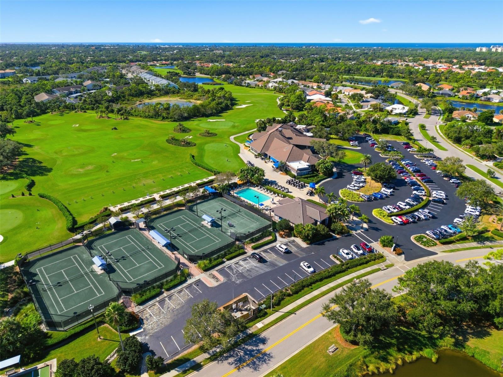 STONEYBROOK GOLF & COUNTRY CLUB - Residential