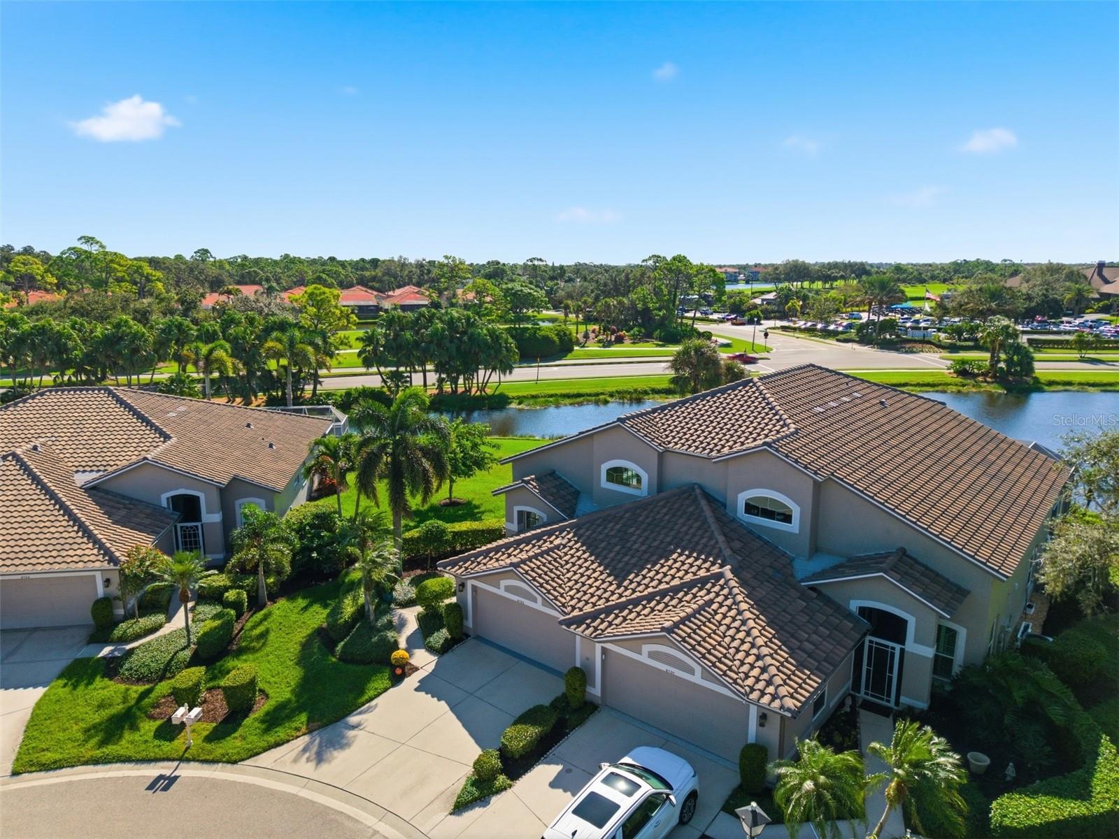 STONEYBROOK GOLF & COUNTRY CLUB - Residential