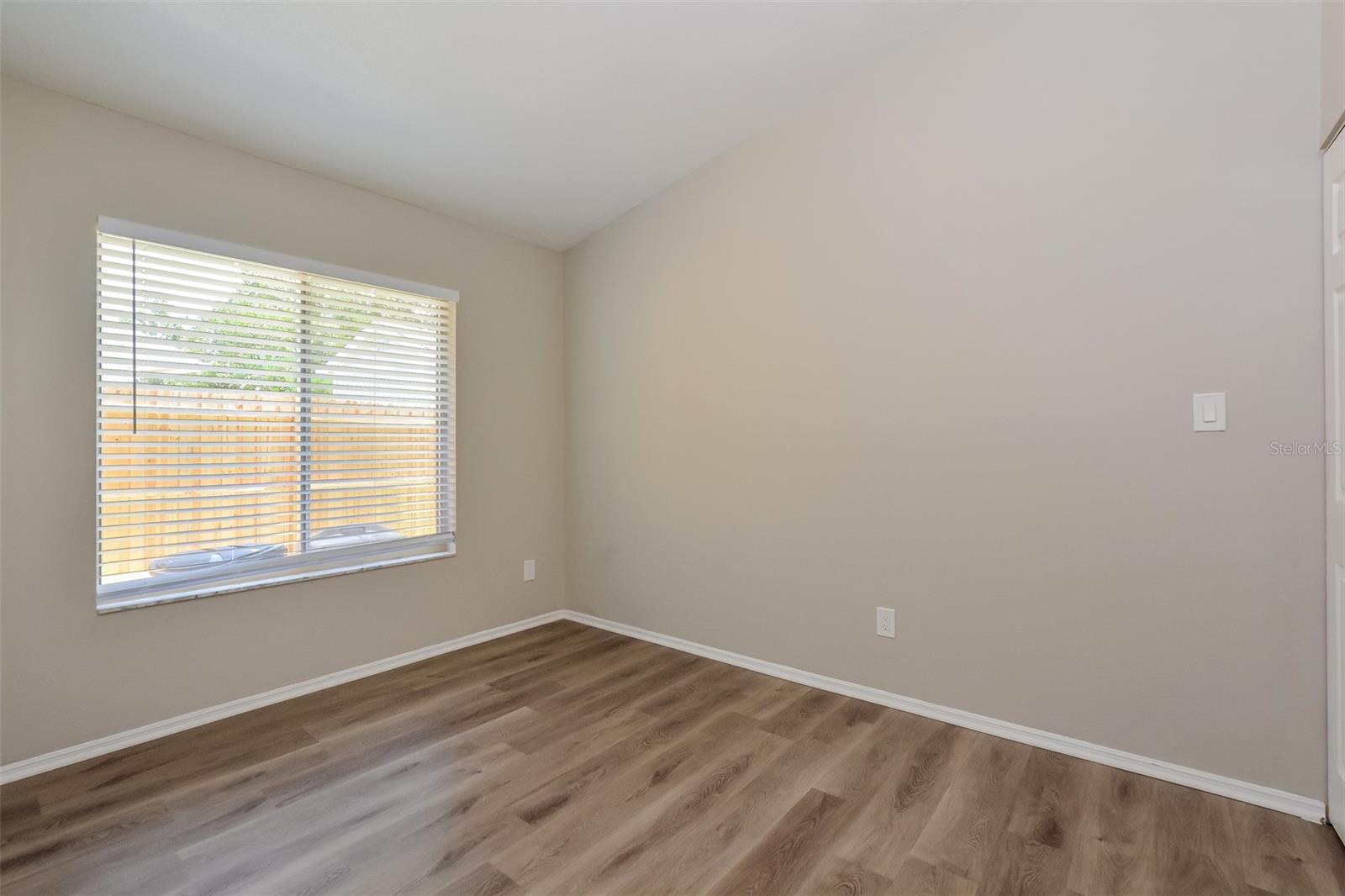 SUNRISE VILLAGE UNIT 3 - Residential Lease