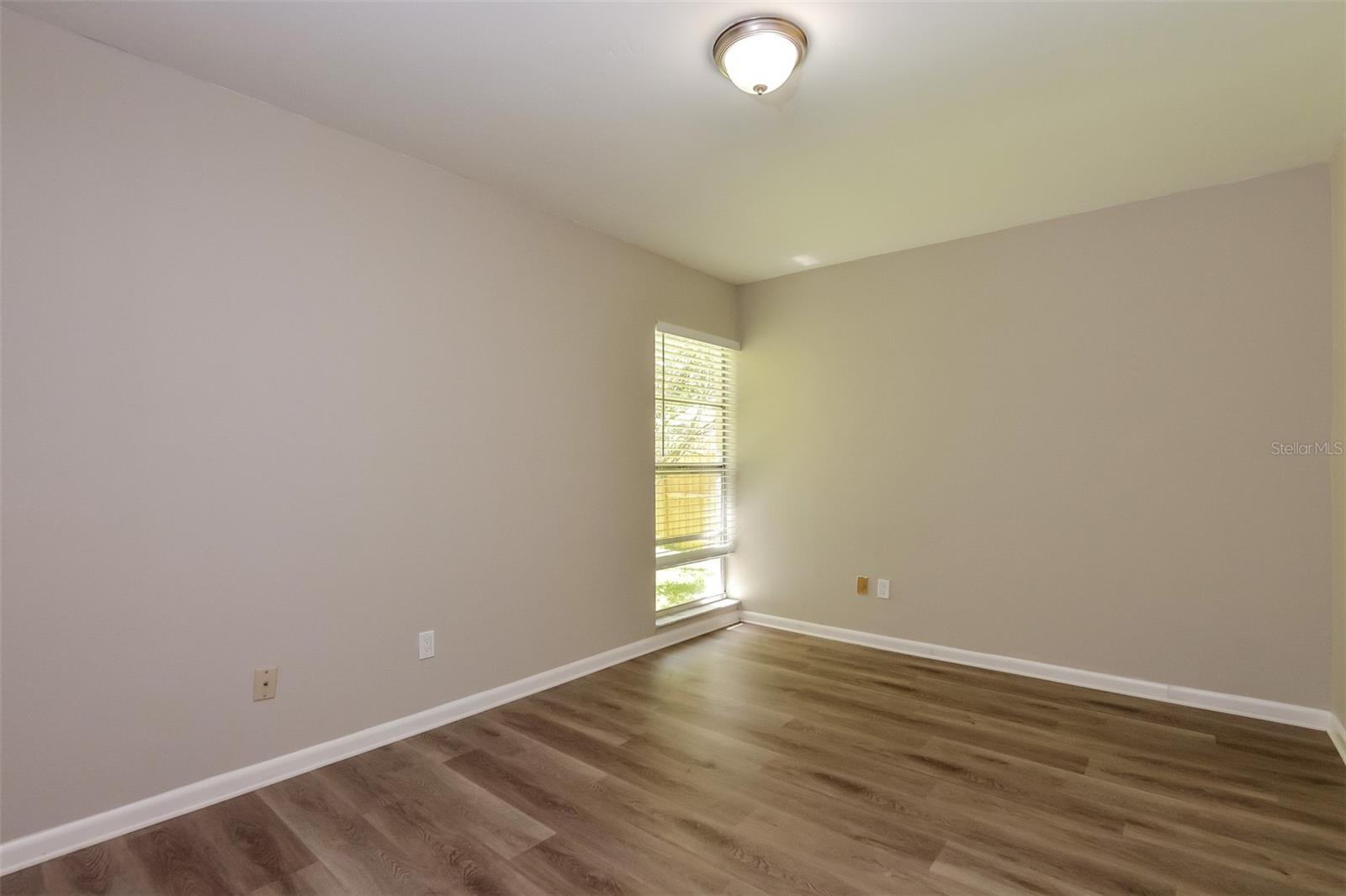 SUNRISE VILLAGE UNIT 3 - Residential Lease