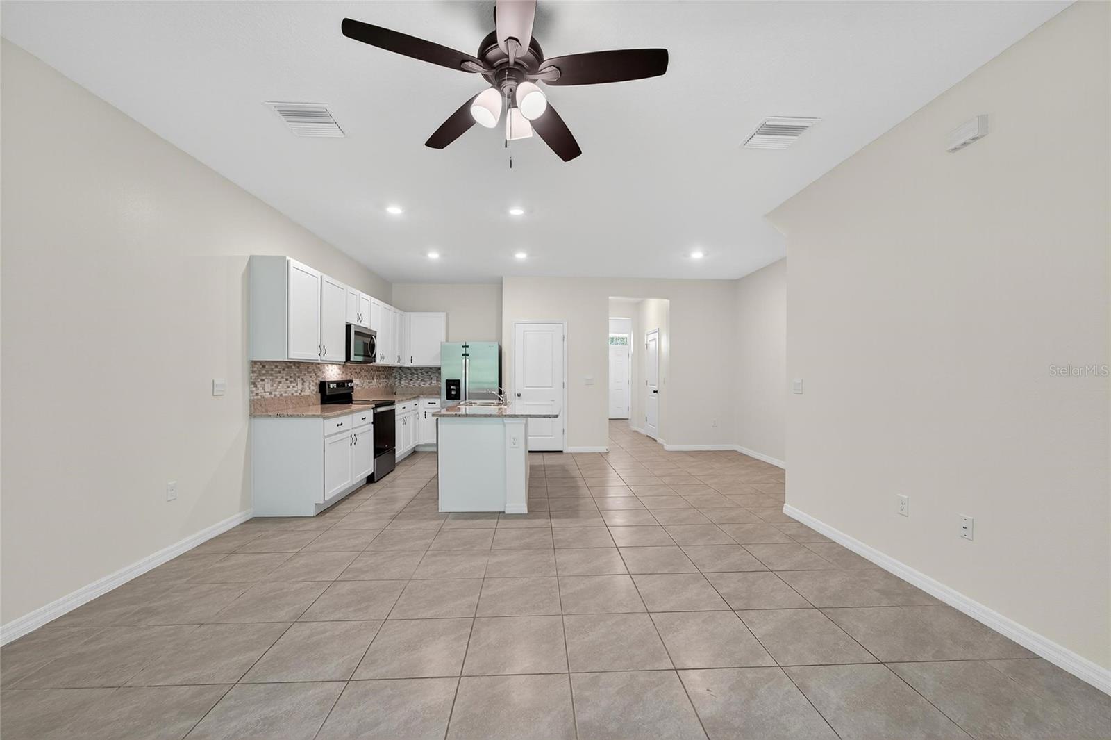 SOUTHSHORE BAY - Residential