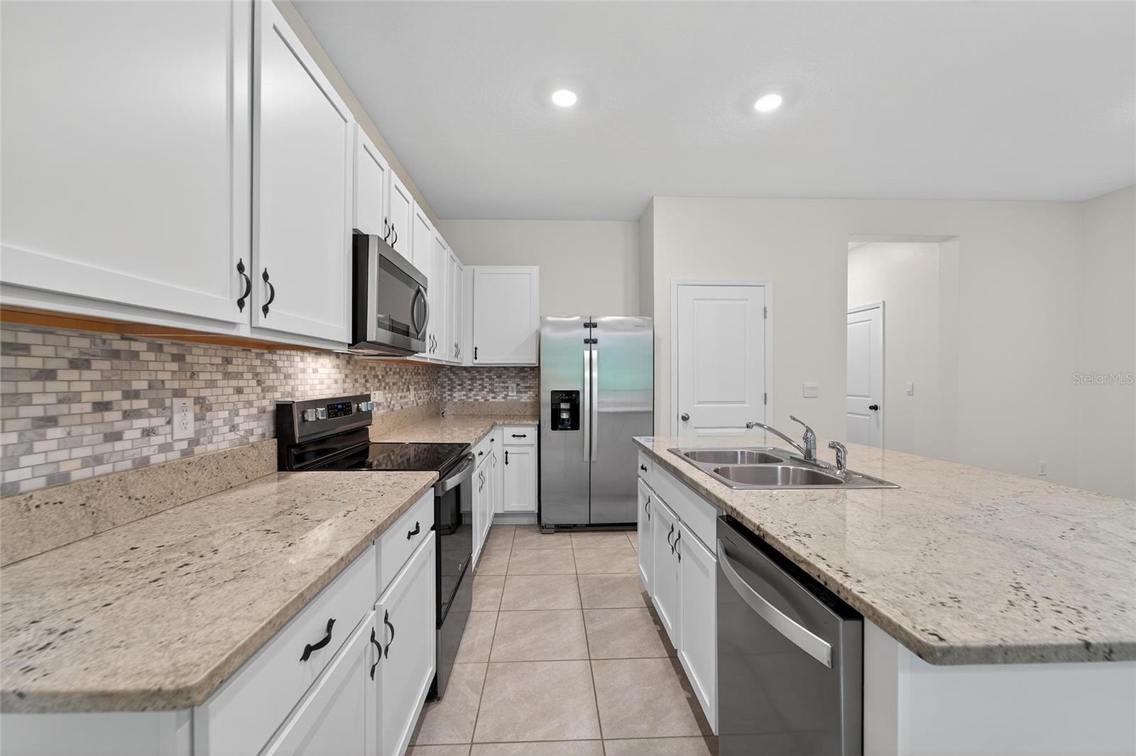 SOUTHSHORE BAY - Residential