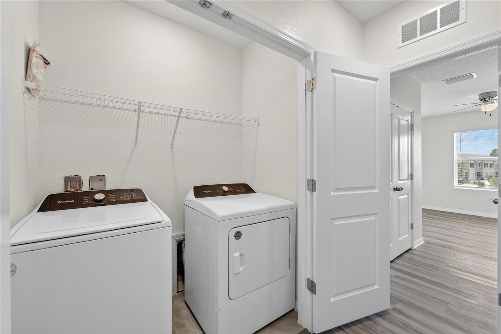 SOUTHSHORE BAY - Residential