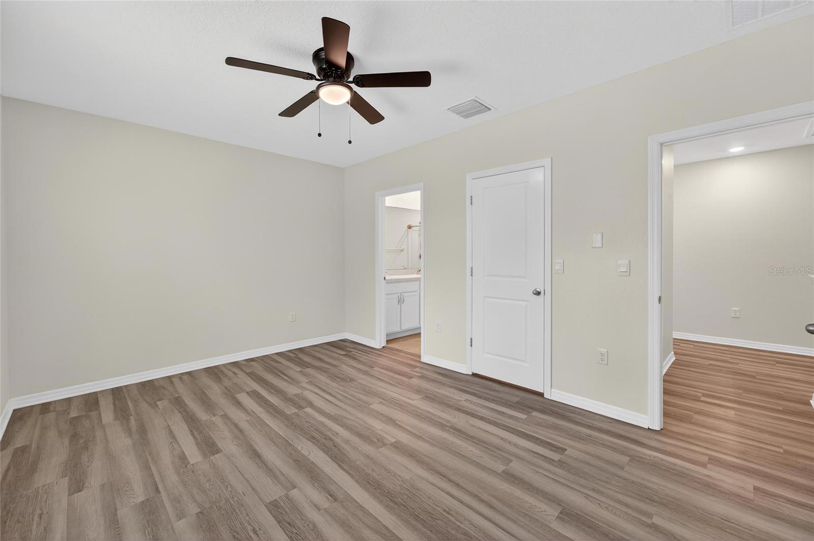 SOUTHSHORE BAY - Residential