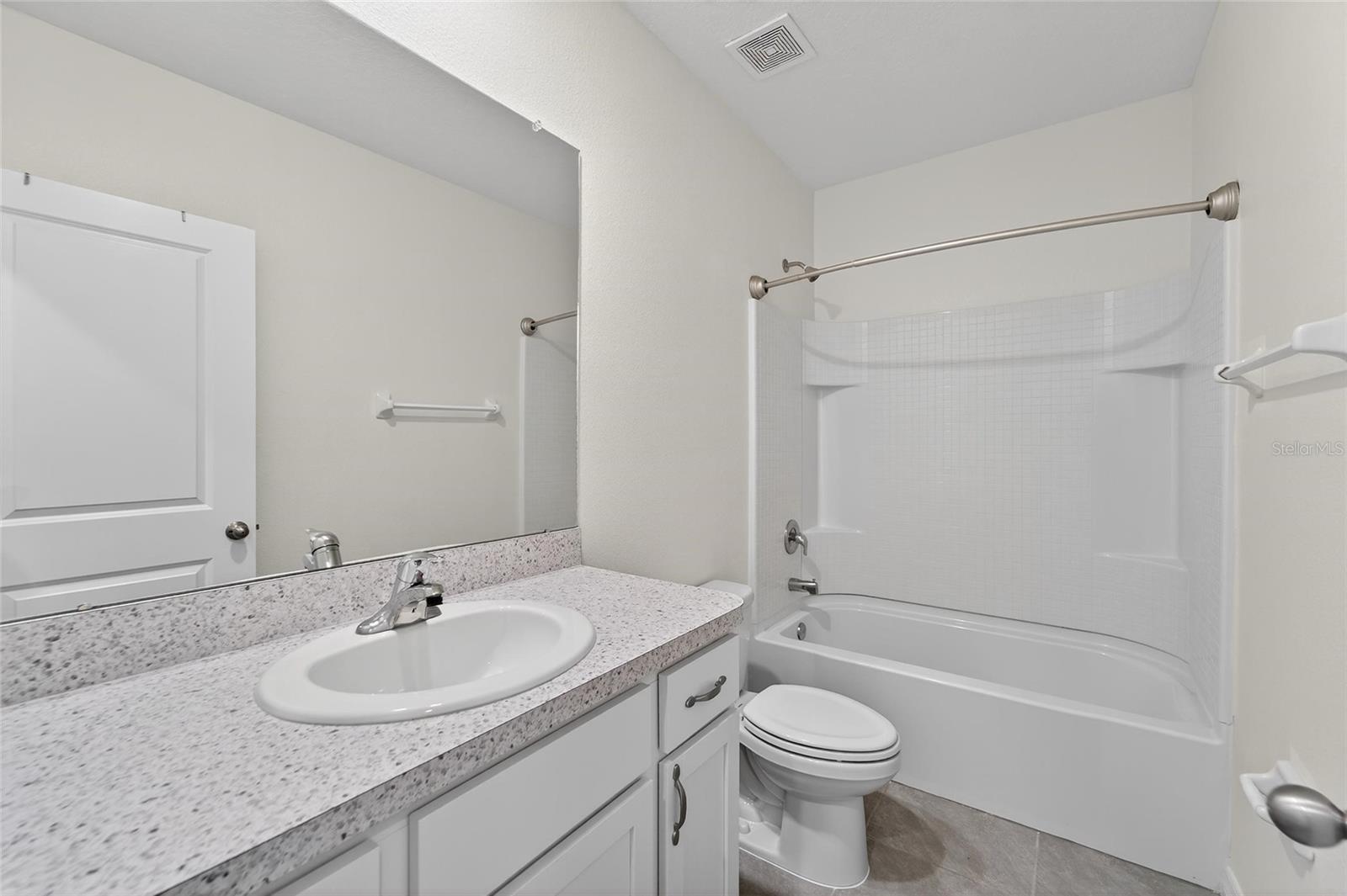 SOUTHSHORE BAY - Residential