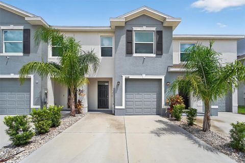 Photo of 5068 Captain Davis Drive, Wimauma, FL 33598 (MLS # TB8475107)