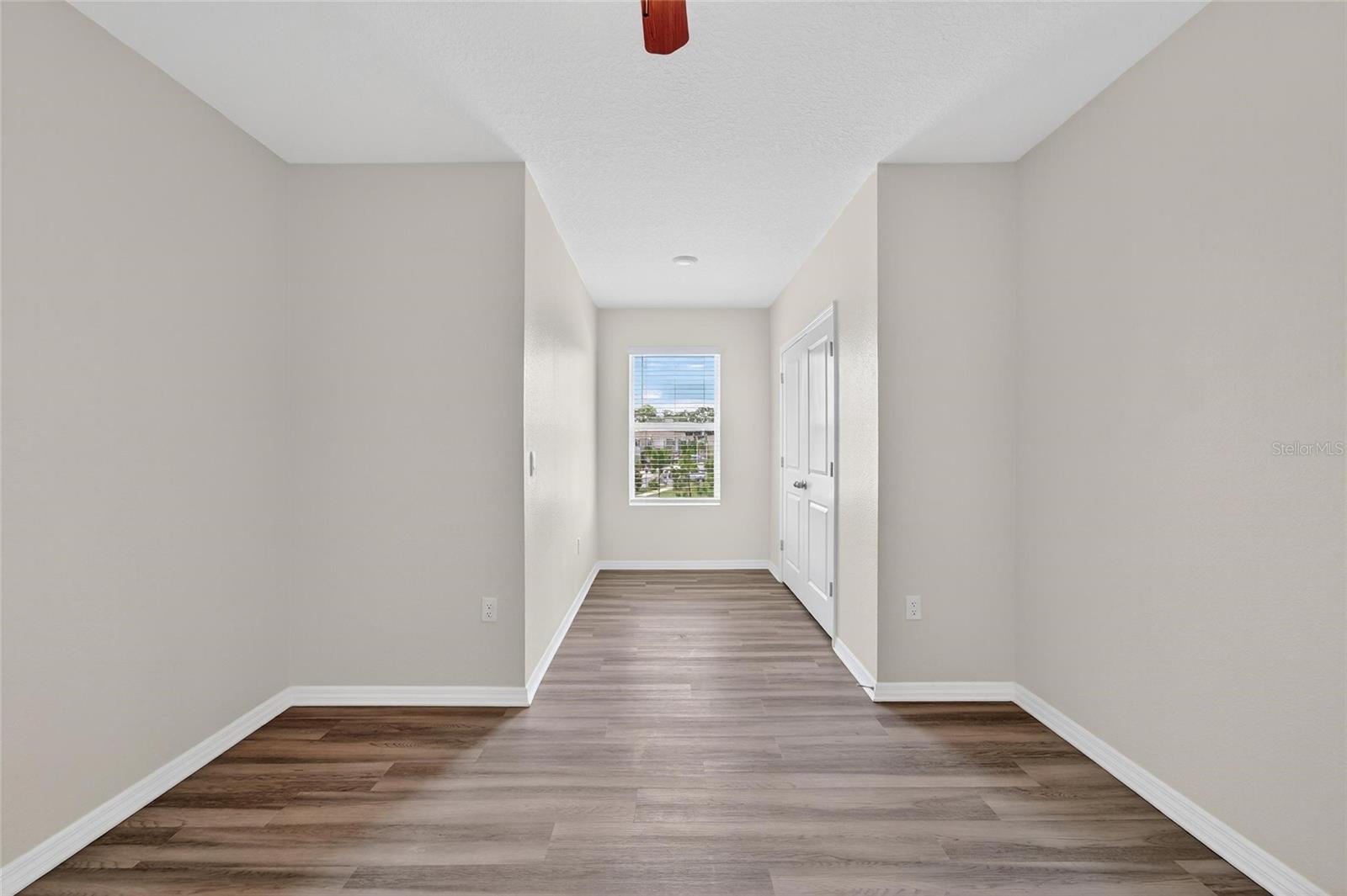 SOUTHSHORE BAY - Residential