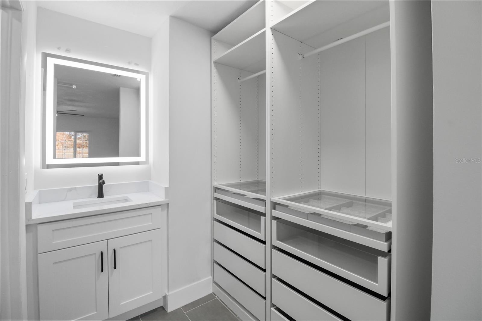 VILLA NUEVA CONDO - Residential