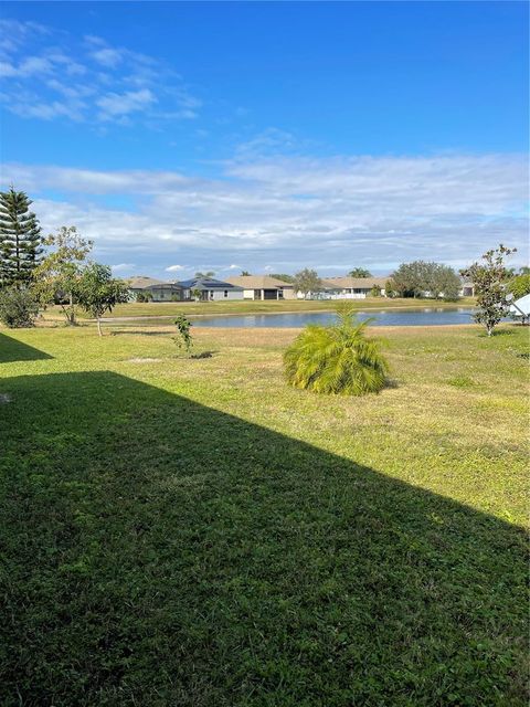 A home in WINTER HAVEN