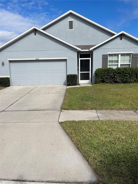 A home in WINTER HAVEN