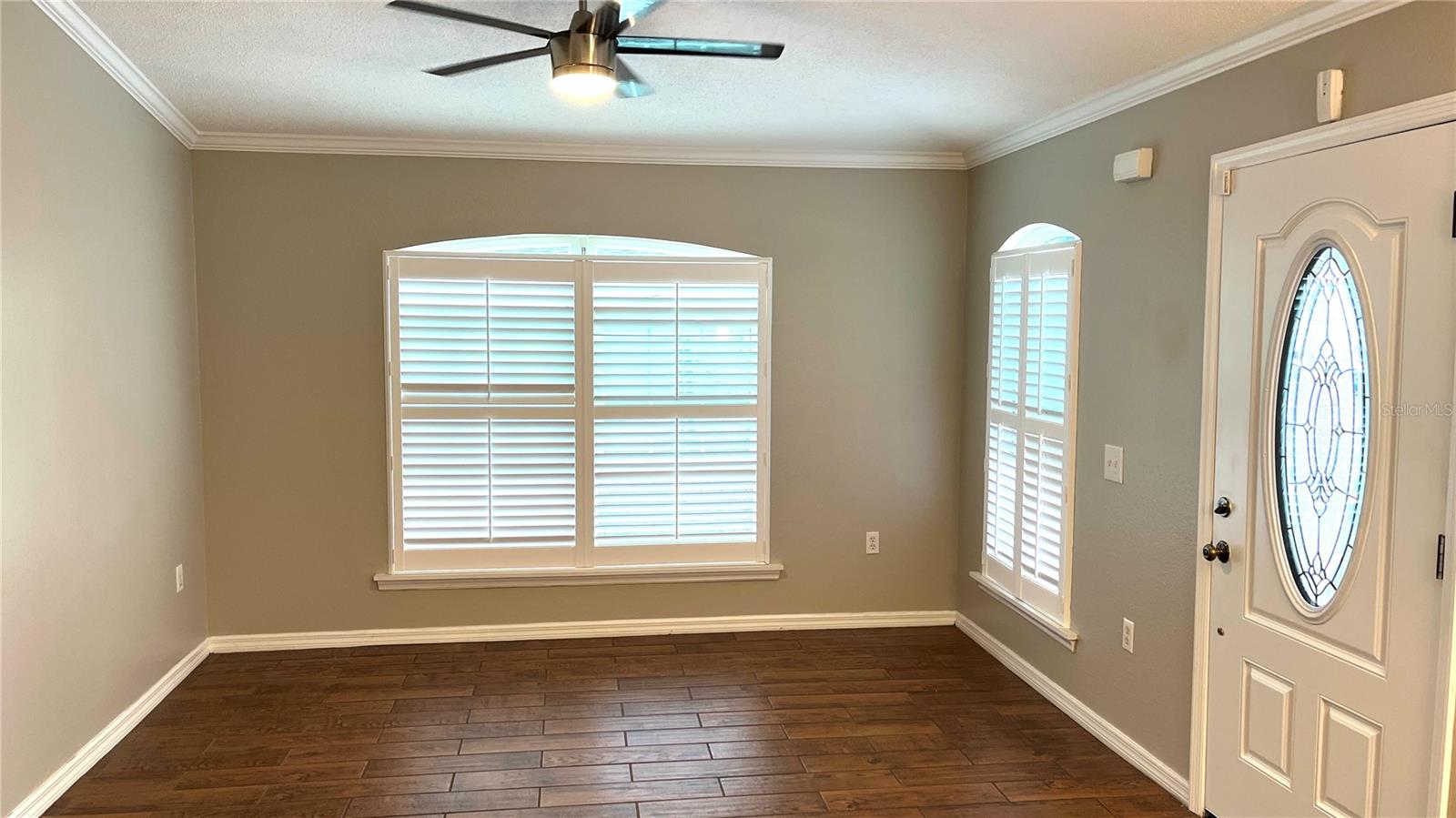 FOX LAKES - Residential Lease