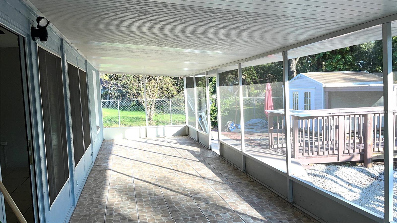 FOX LAKES - Residential Lease