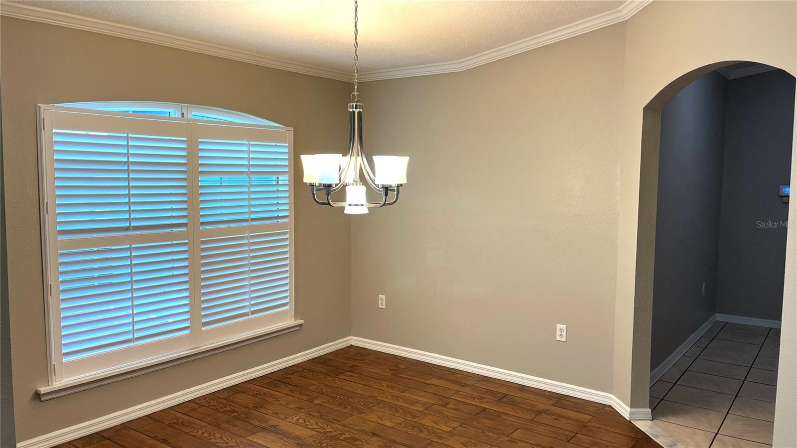 FOX LAKES - Residential Lease