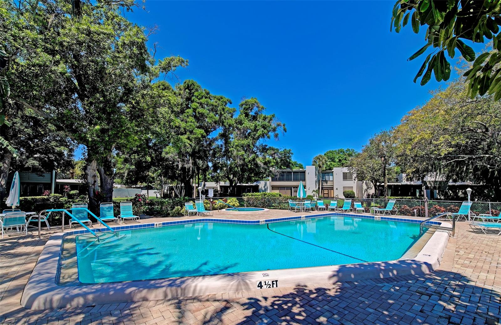 WILDEWOOD SPRINGS 5C LAKESIDE VILLAGE - Residential Lease
