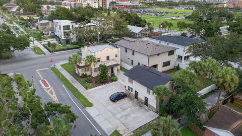 Photo of 2208 N Blvd, Tampa, FL 33602 (MLS # TB8419033)