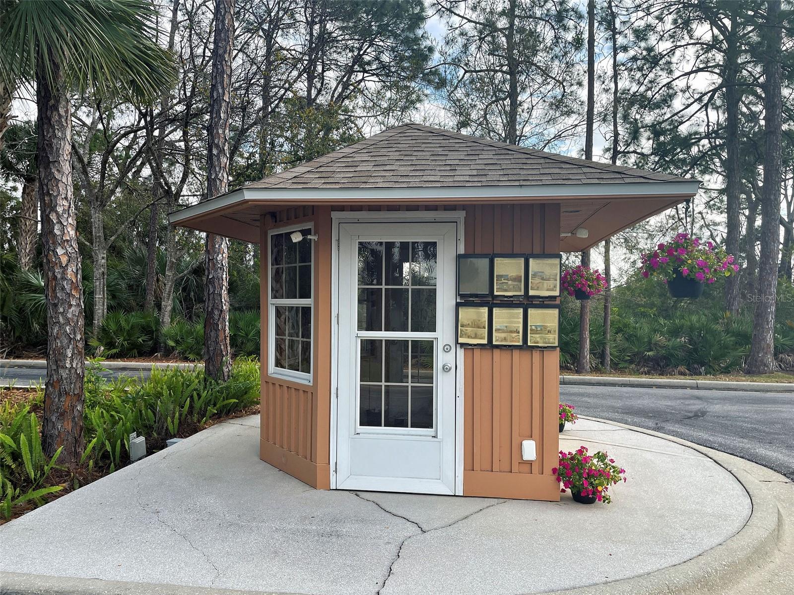 RIVERWALK MHP CO-OP - Residential