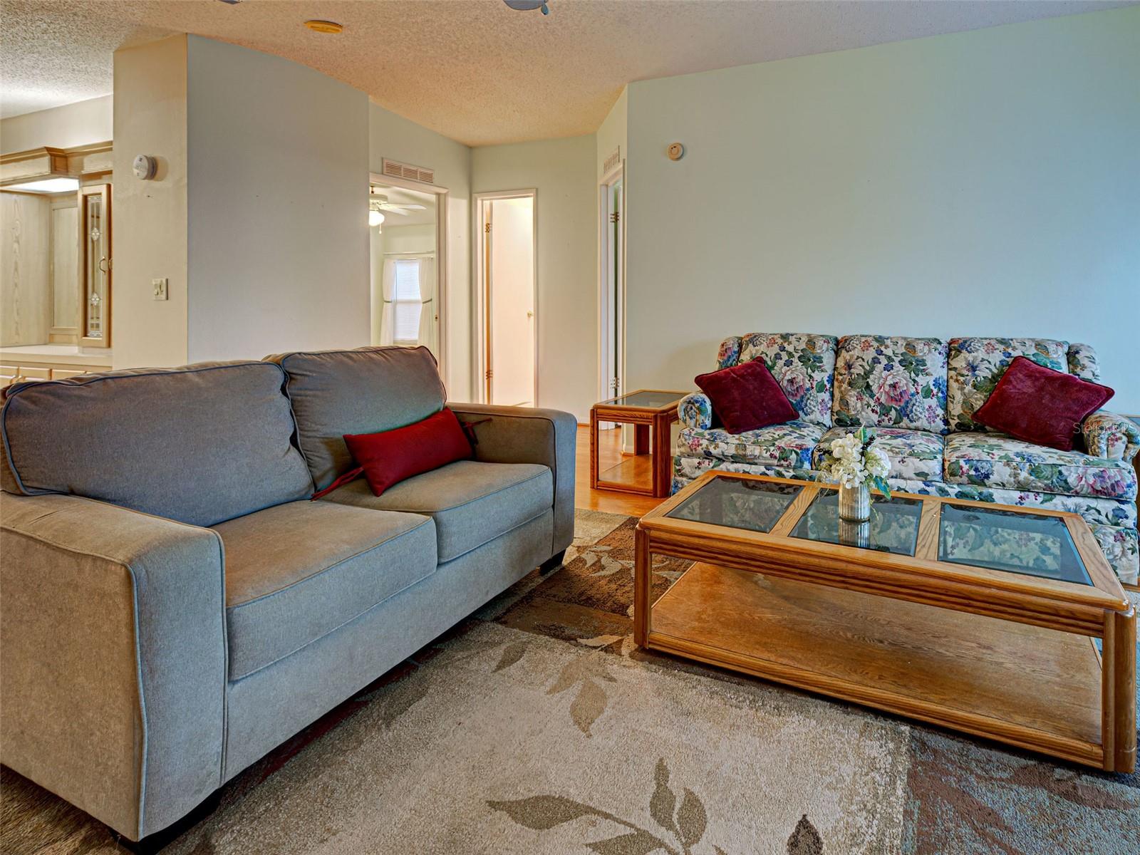 RIVERWALK MHP CO-OP - Residential