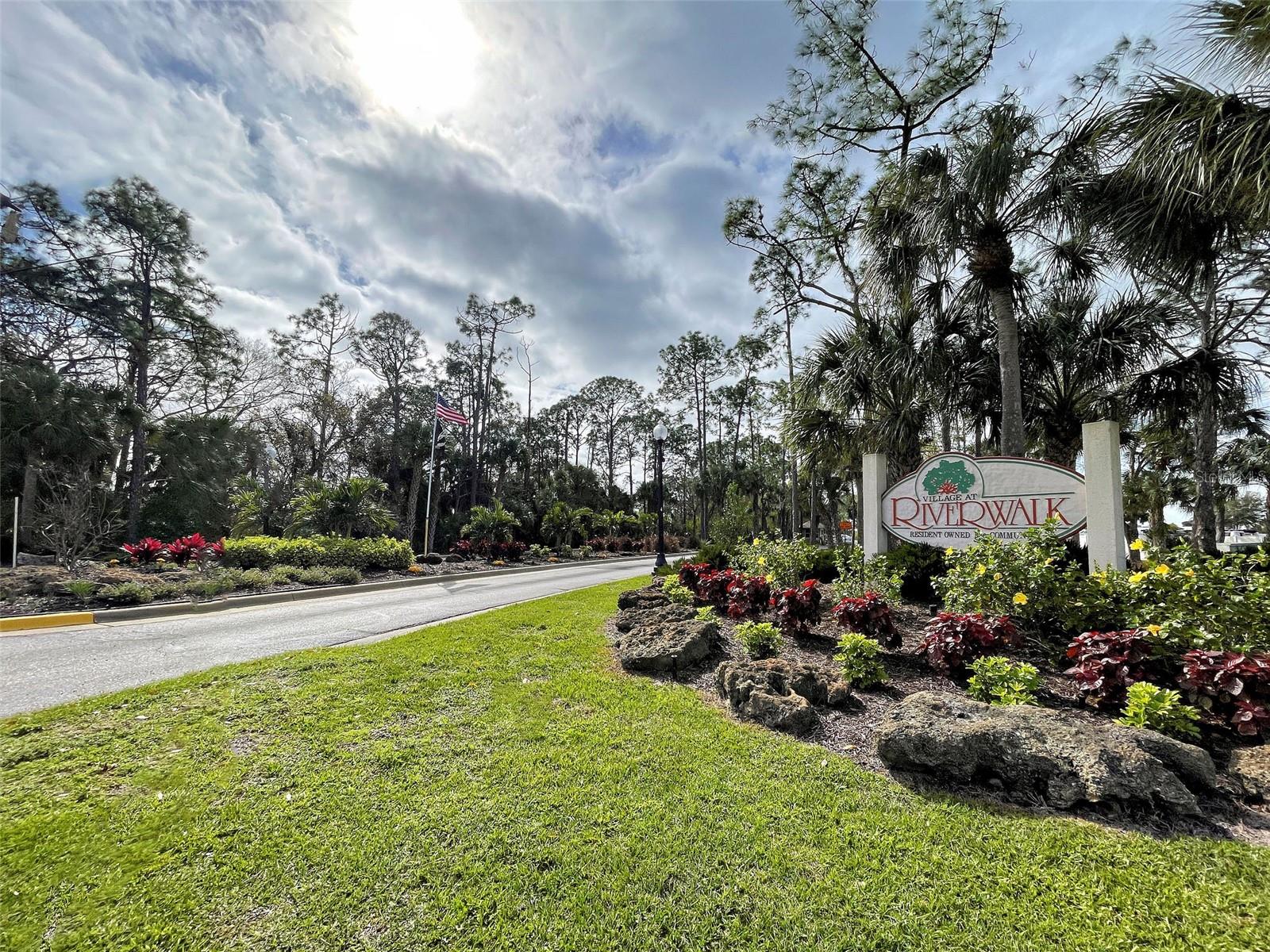 RIVERWALK MHP CO-OP - Residential