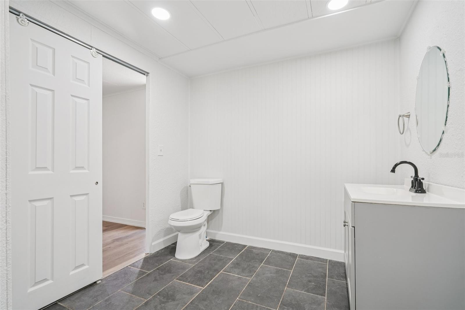 LAKE WEIR HARBOR ESTATE - Residential