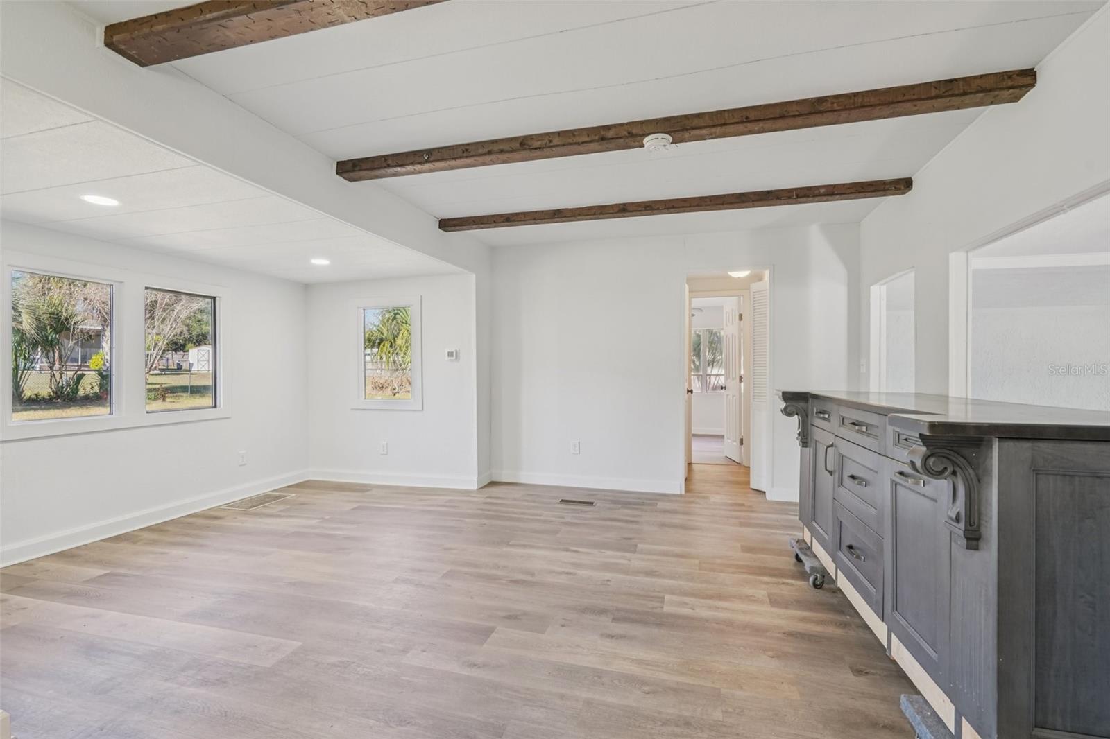 LAKE WEIR HARBOR ESTATE - Residential