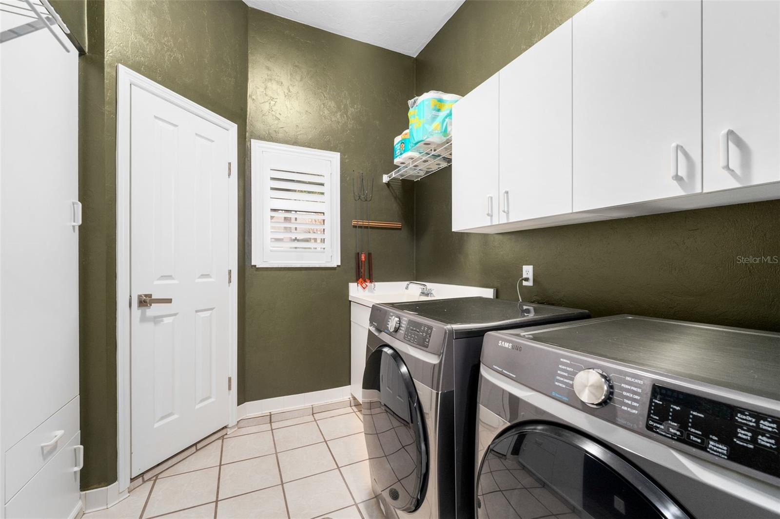 HAILE PLANTATION UNIT 9 PH III - Residential