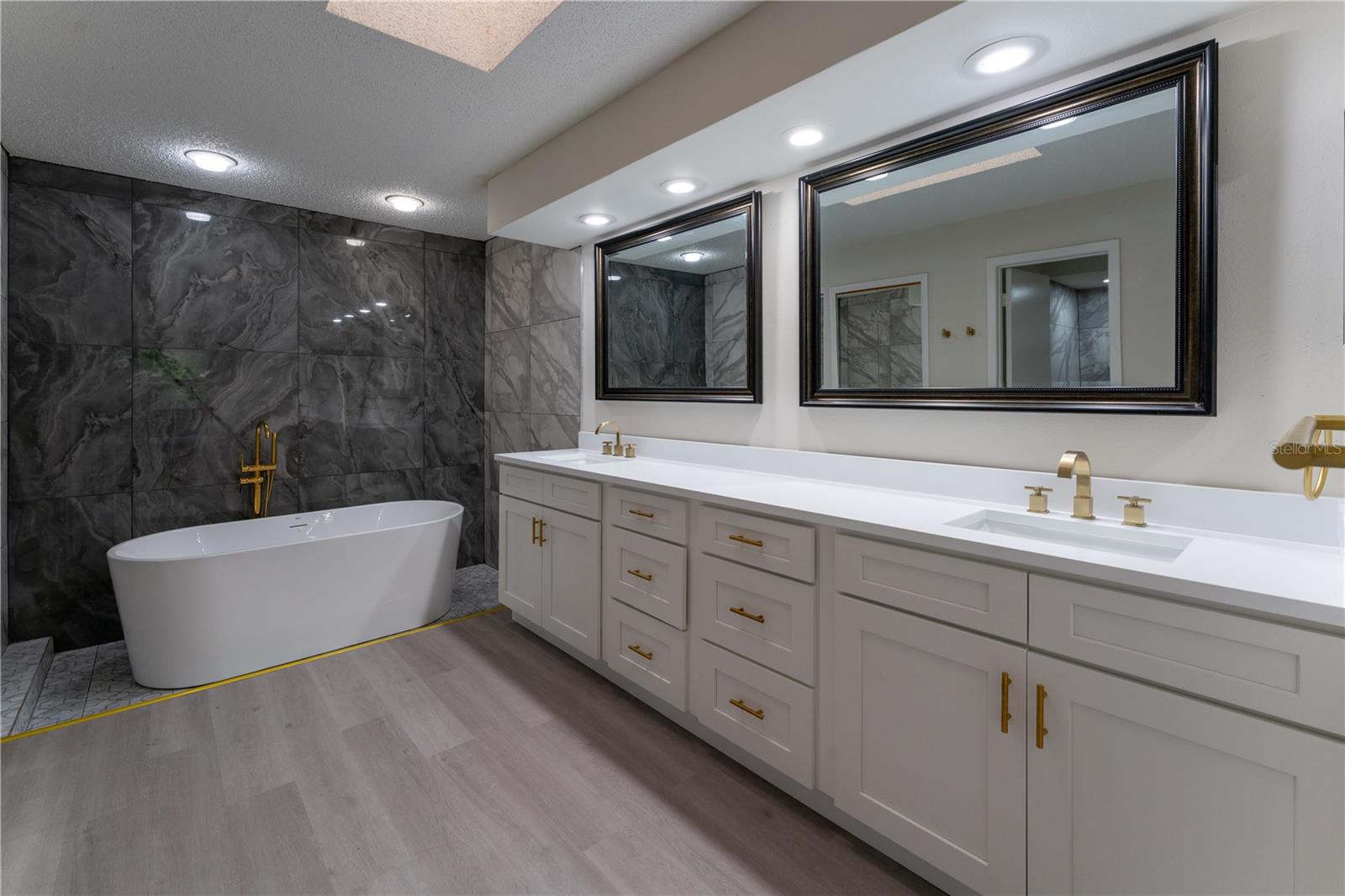6019 CRYSTAL VIEW DRIVE