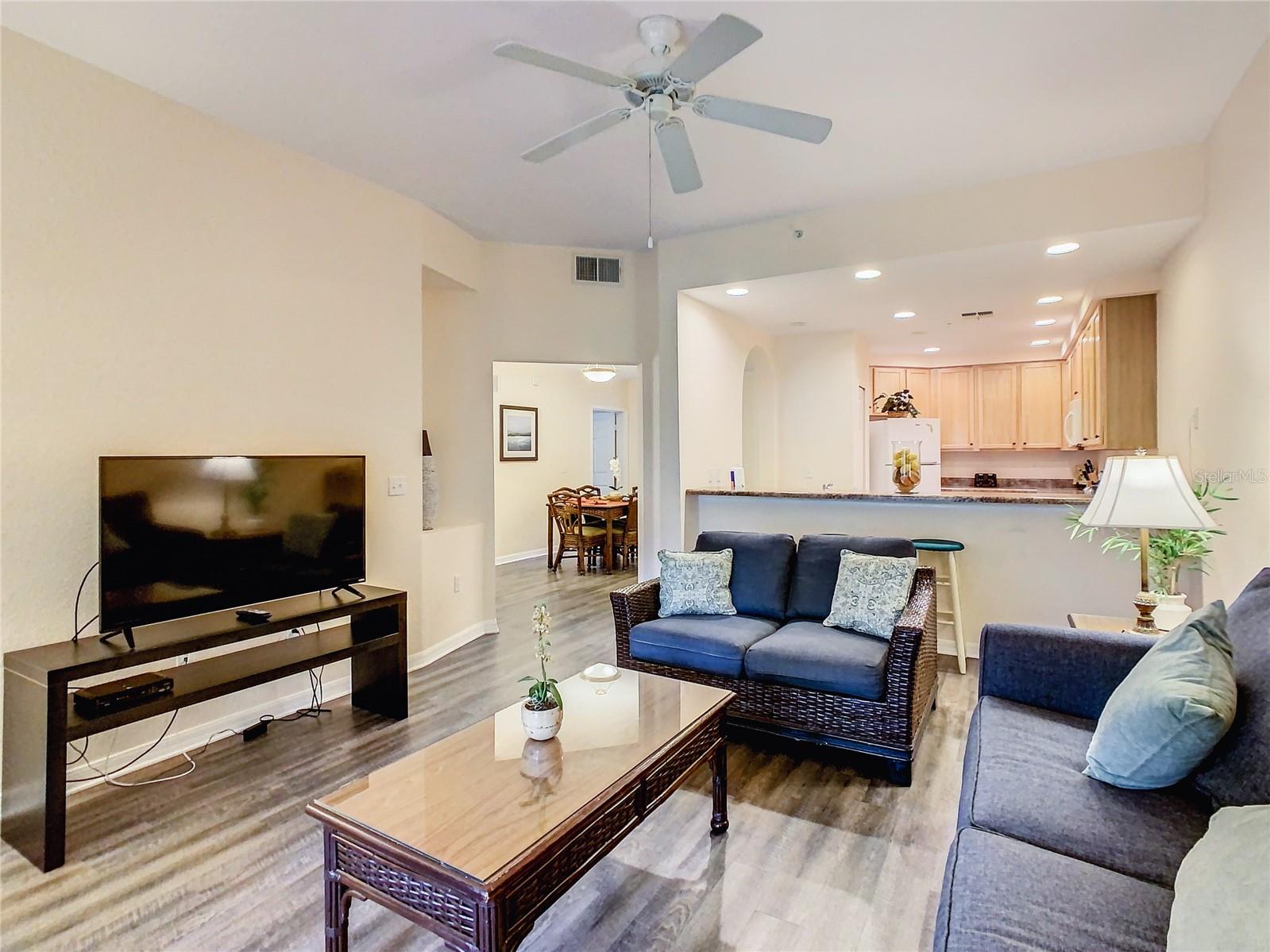 CARIBE COVE CONDO PH 2 - Residential