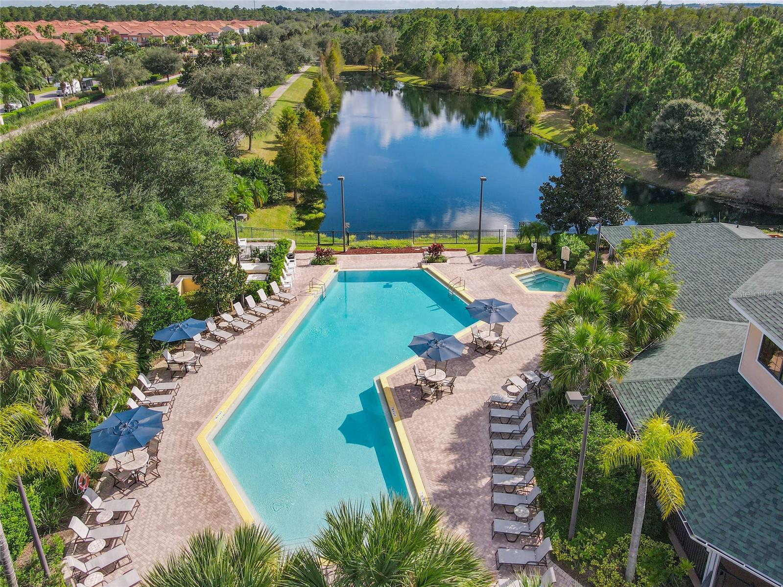 CARIBE COVE CONDO PH 2 - Residential