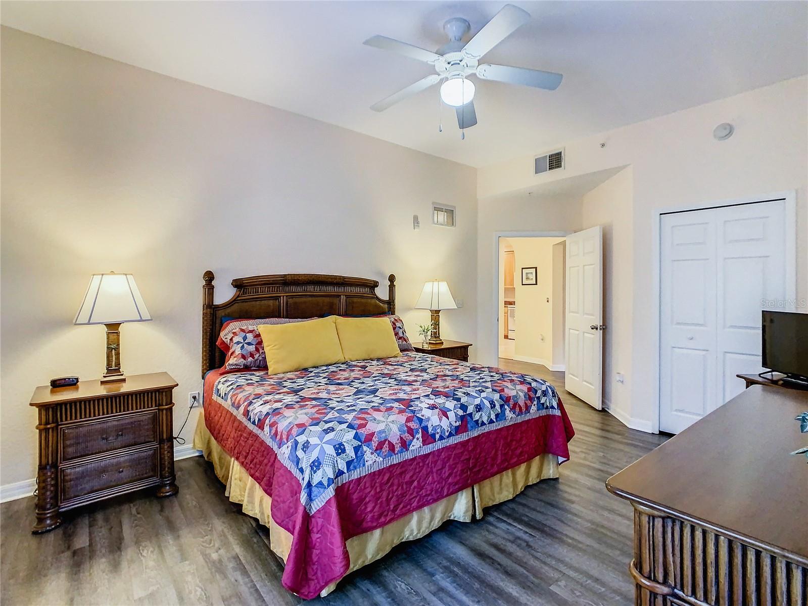 CARIBE COVE CONDO PH 2 - Residential
