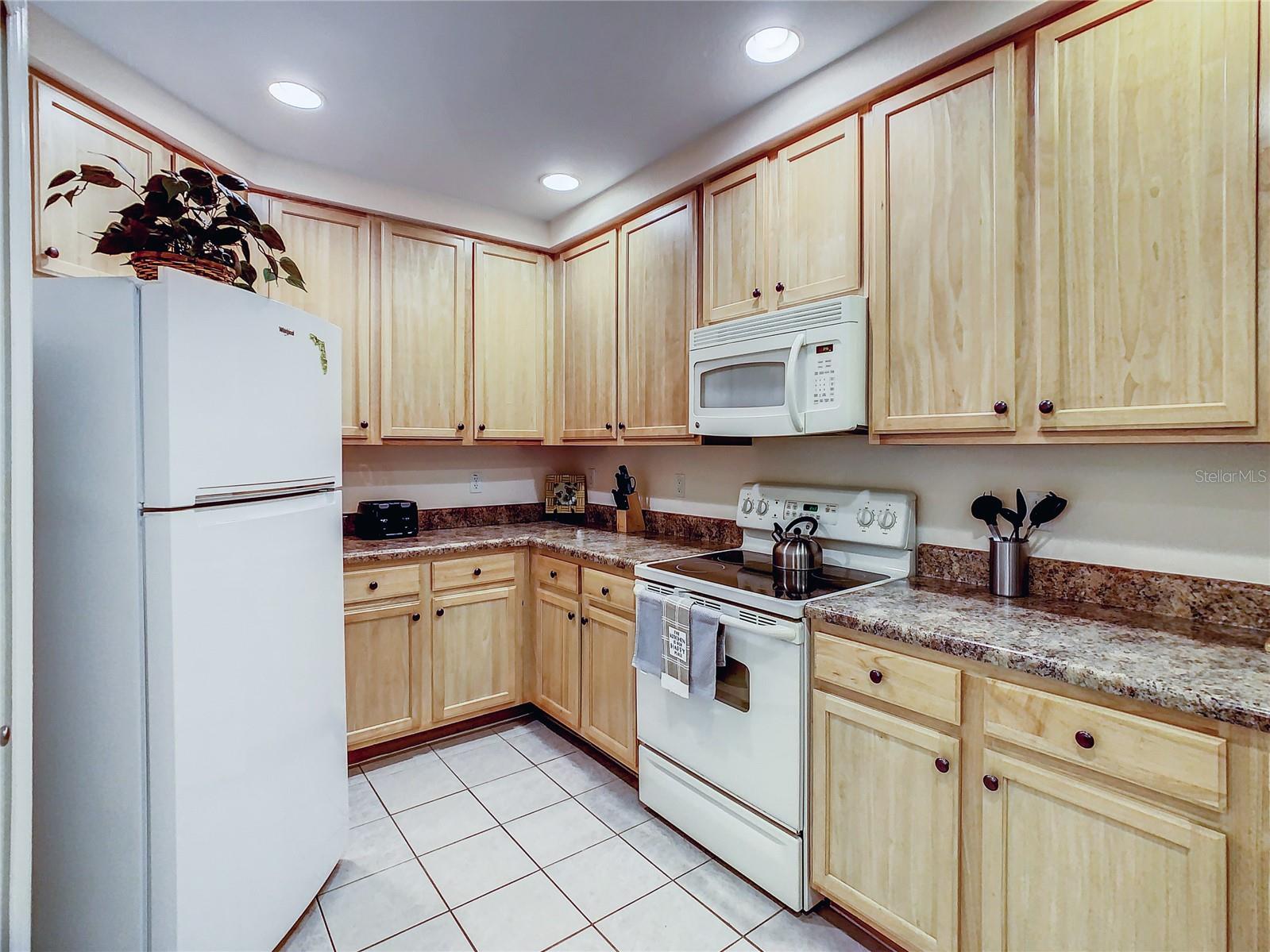 CARIBE COVE CONDO PH 2 - Residential