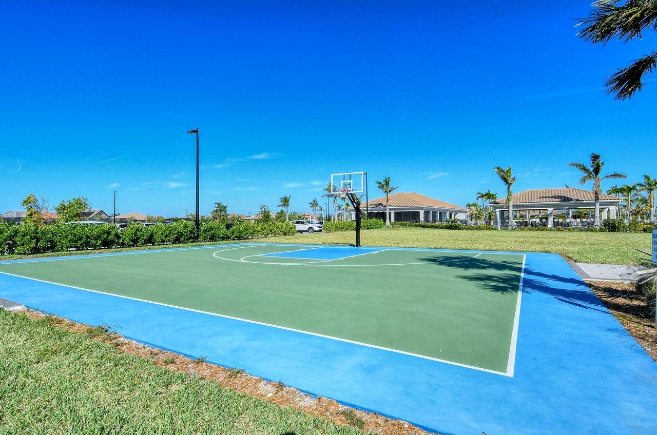 ISLANDWALK AT WEST VILLAGES - Residential