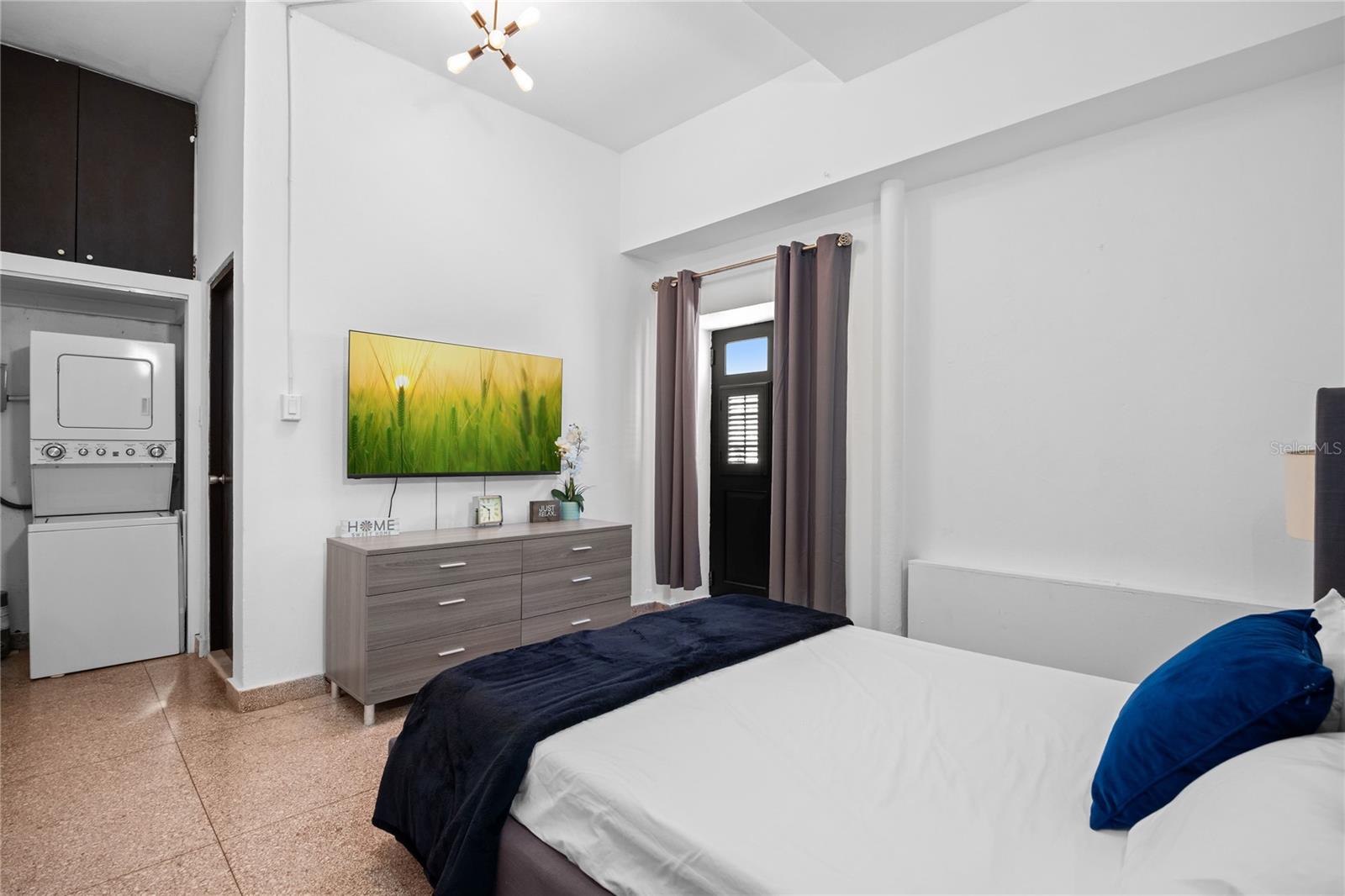 VIEJO SAN JUAN - Residential Income