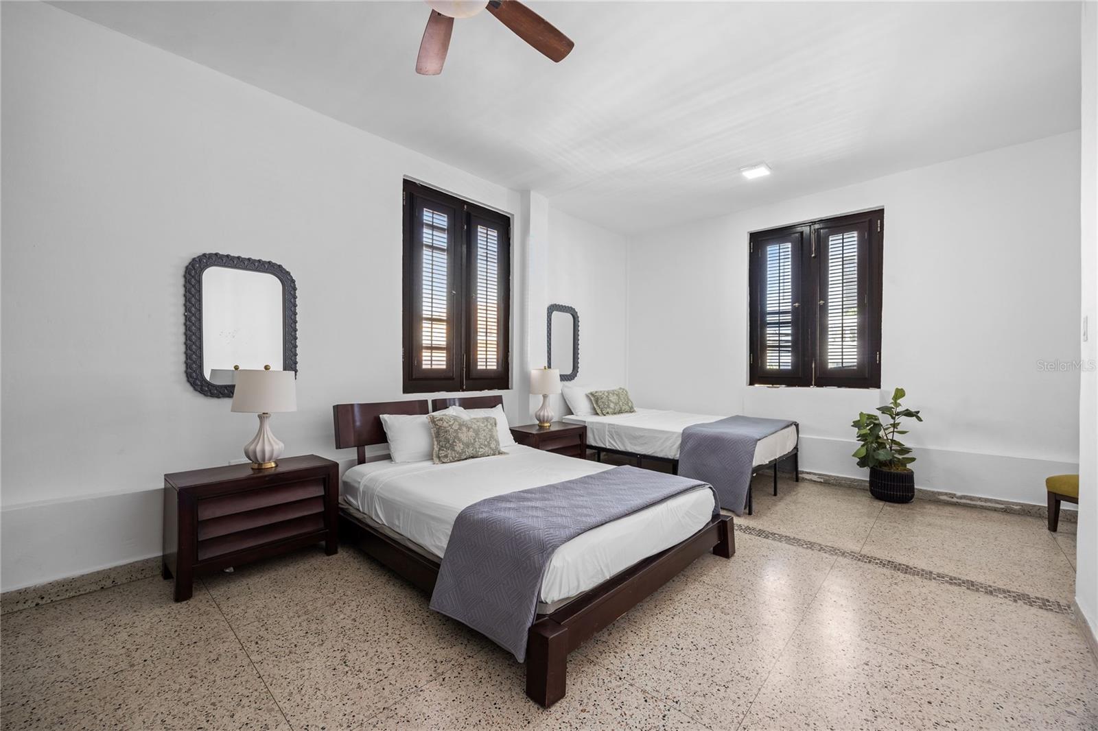 VIEJO SAN JUAN - Residential Income