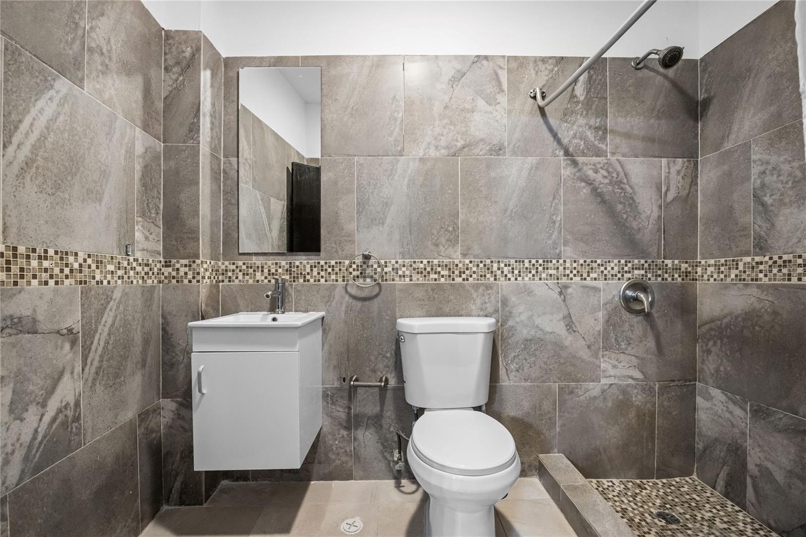 VIEJO SAN JUAN - Residential Income