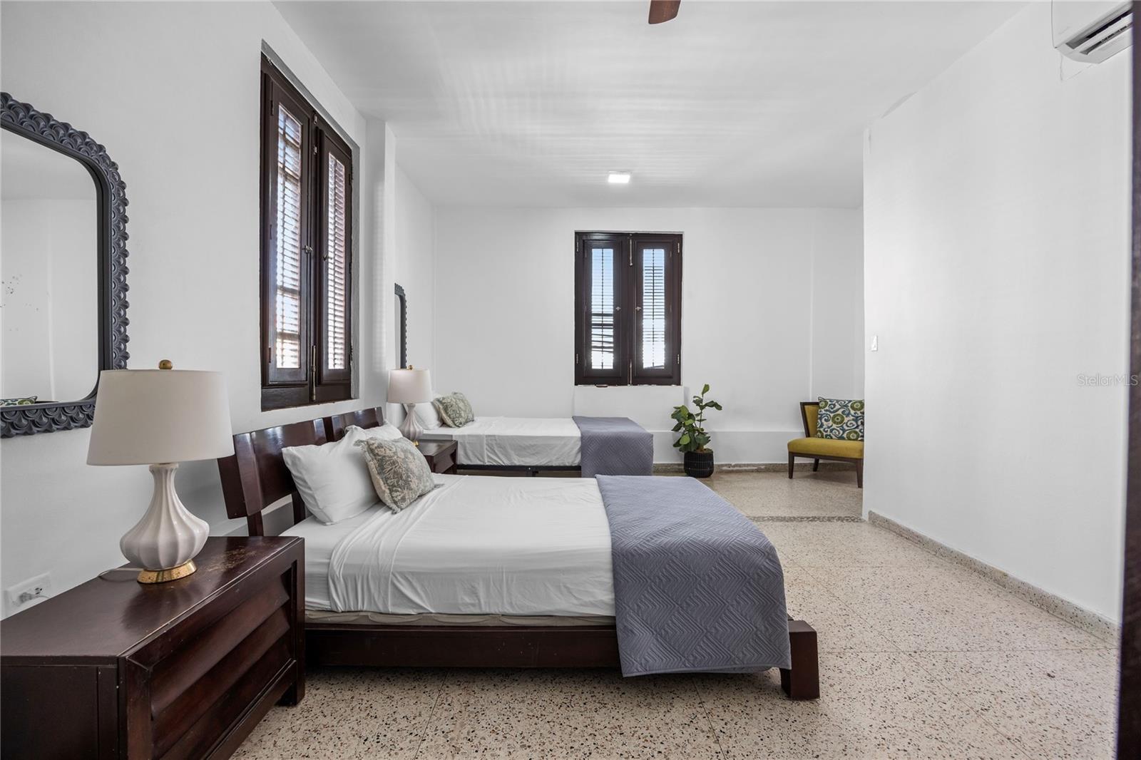 VIEJO SAN JUAN - Residential Income