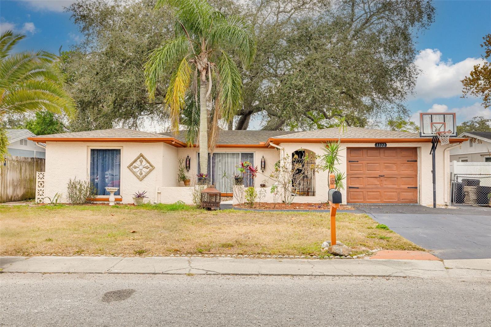 HOLIDAY LAKE ESTATES - Residential