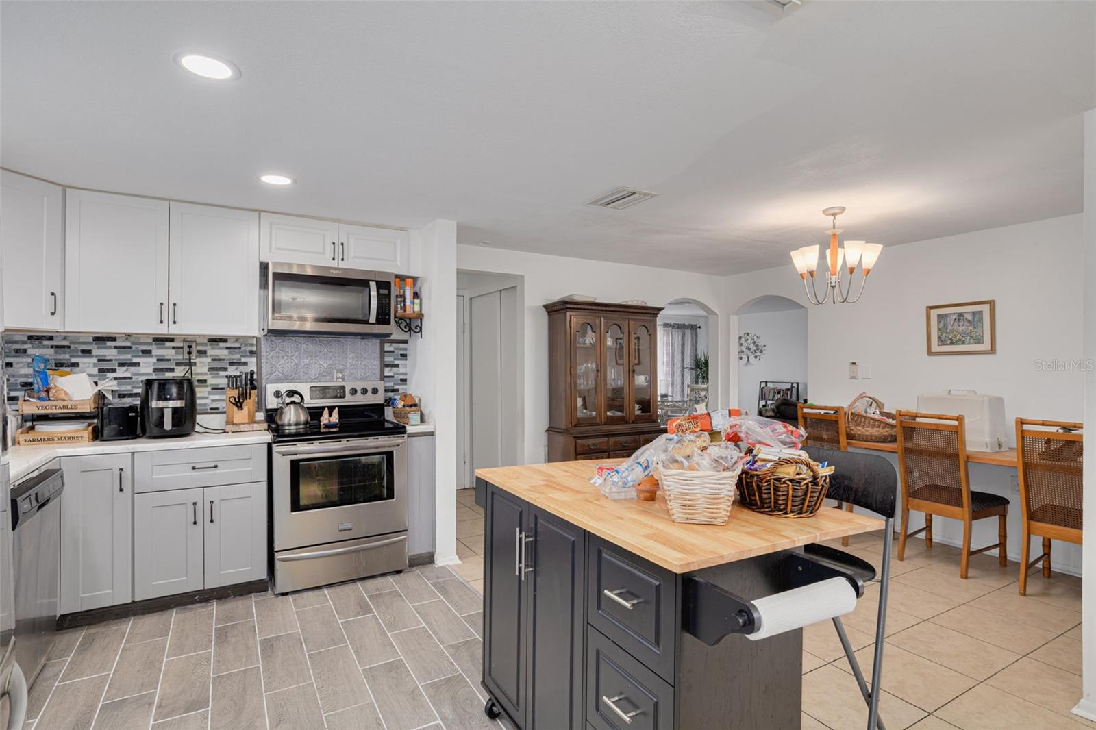 HOLIDAY LAKE ESTATES - Residential