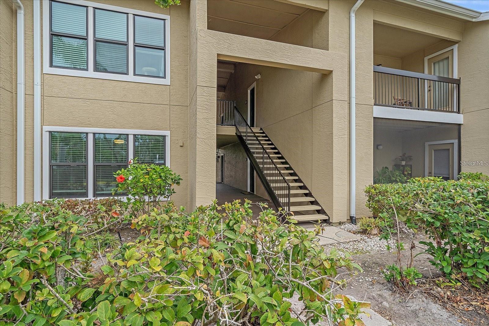 2BR/2BA completely updated unit at VINTAGE GRAND available for rent. Screened in patio perfect for your morning coffee. Luxury Vinyl flooring throughout. New Appliances. Updated kitchen and baths. Located in the fantastic location of the Palmer Ranch area, conveniently located by the YMCA, Costco, Publix. About a 10 minute ride to the gorgeous Gulf beaches on Siesta Key, plenty of Shopping, Restaurants, Bars, Library, Parks, Golf Courses and much more The Amenities include: Two Resort Style Pool & Spa, Two Tennis Courts, a Playground with Lake View, a Basketball court, Bike Racks , Car Wash Double Station, a remodeled Clubhouse with Fitness Room. Call today for a showing.