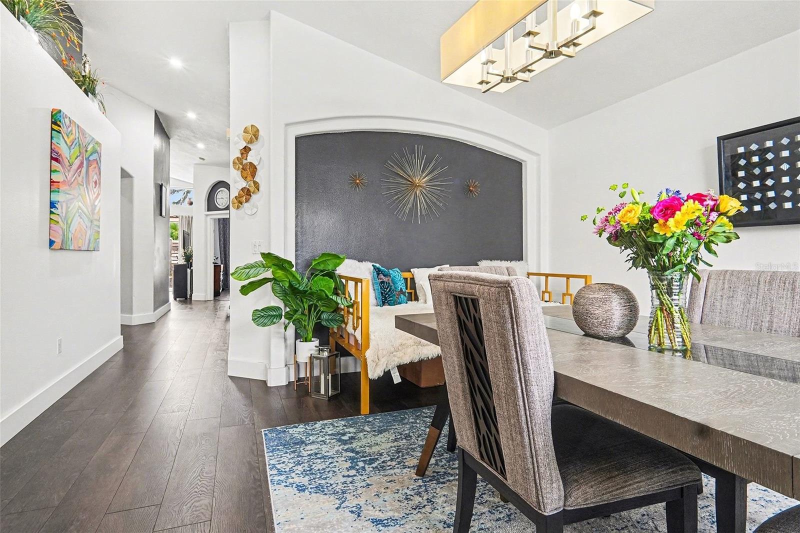 SANCTUARY PH 02 - Residential