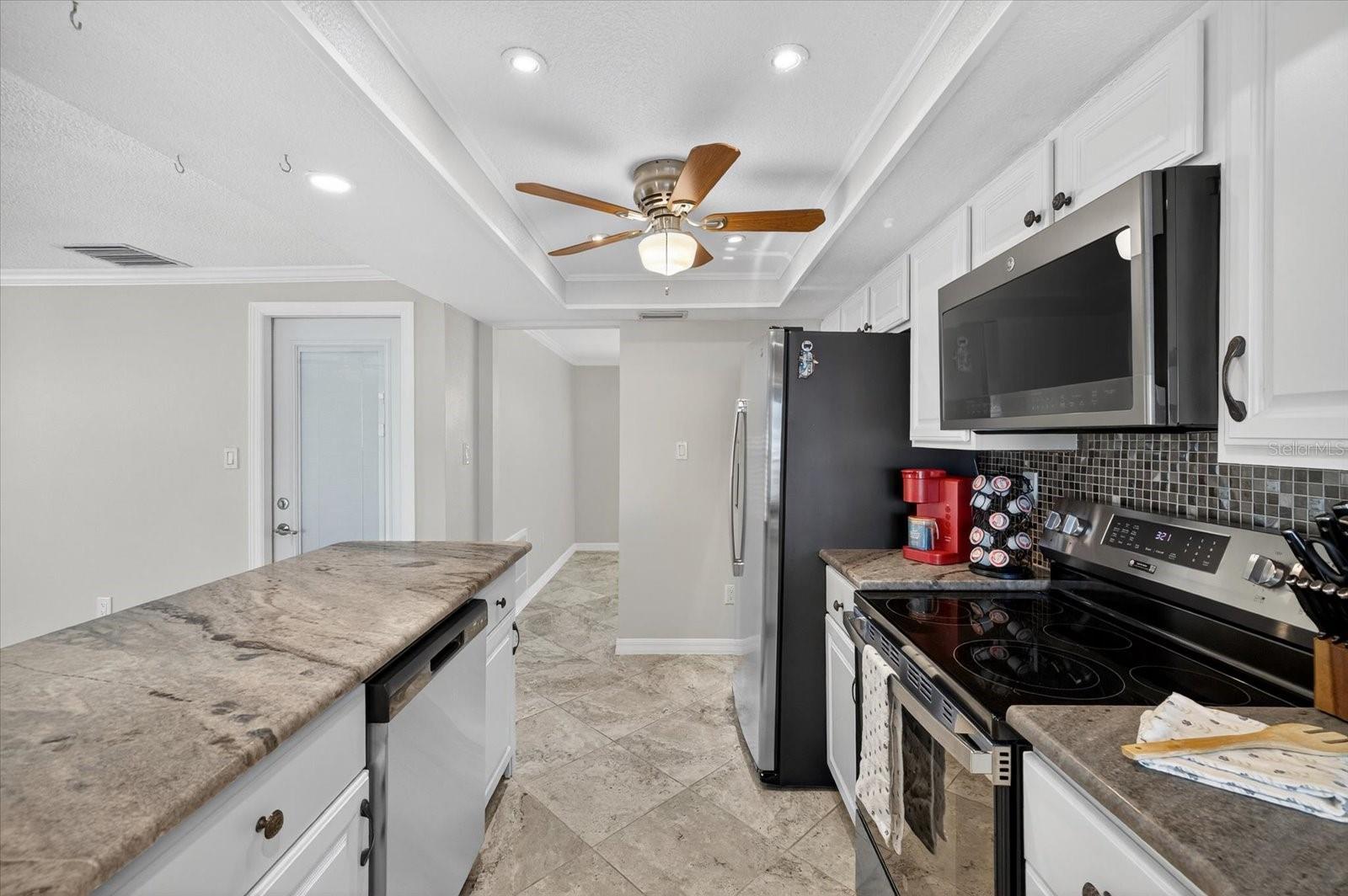 FLOR A MAR - Residential